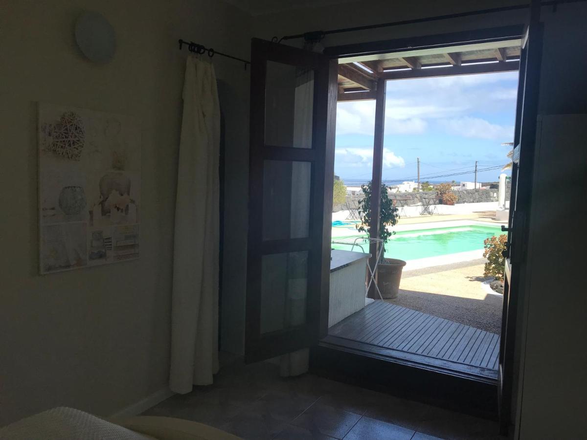 Oasis Surf House * Soo
