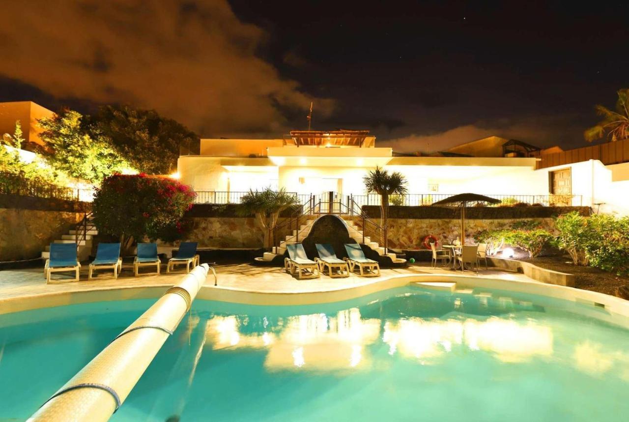 Cancilla Villa Puerto del Carmen (Lanzarote)
