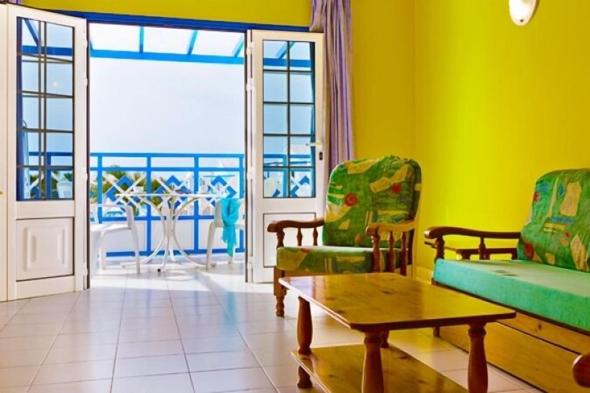 Atlantis Lomas Apartamento *