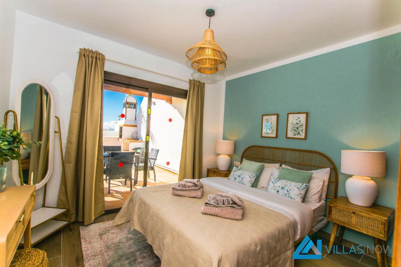 222 - Noches De Luna By Now Ltd Villa Playa Blanca (Lanzarote)