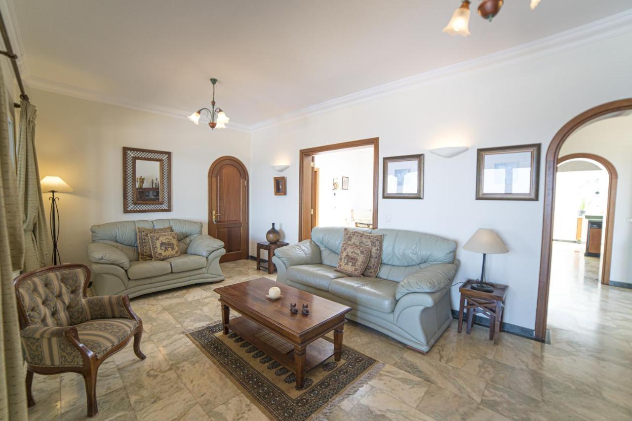 Villa Costa Gwiga *