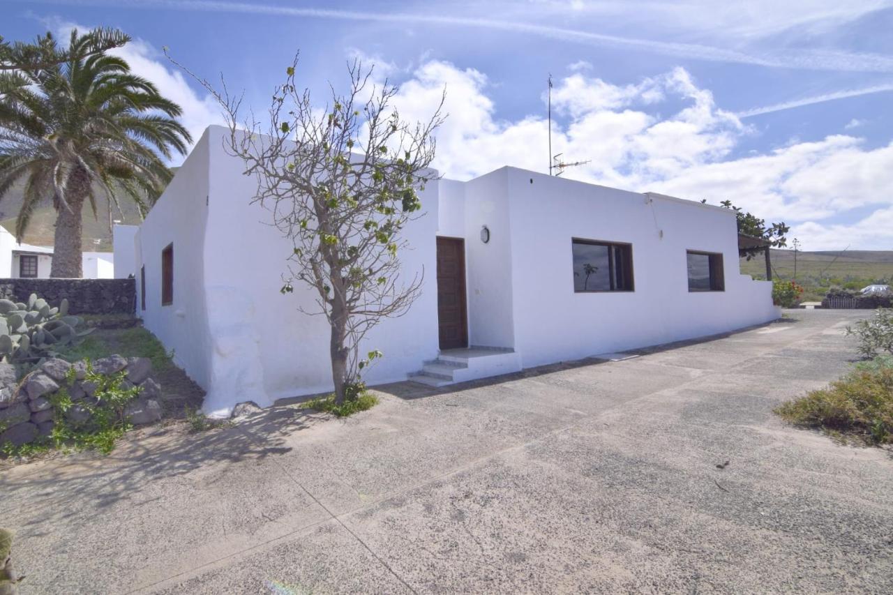 Holiday home Casa Famara Teguise (Lanzarote)