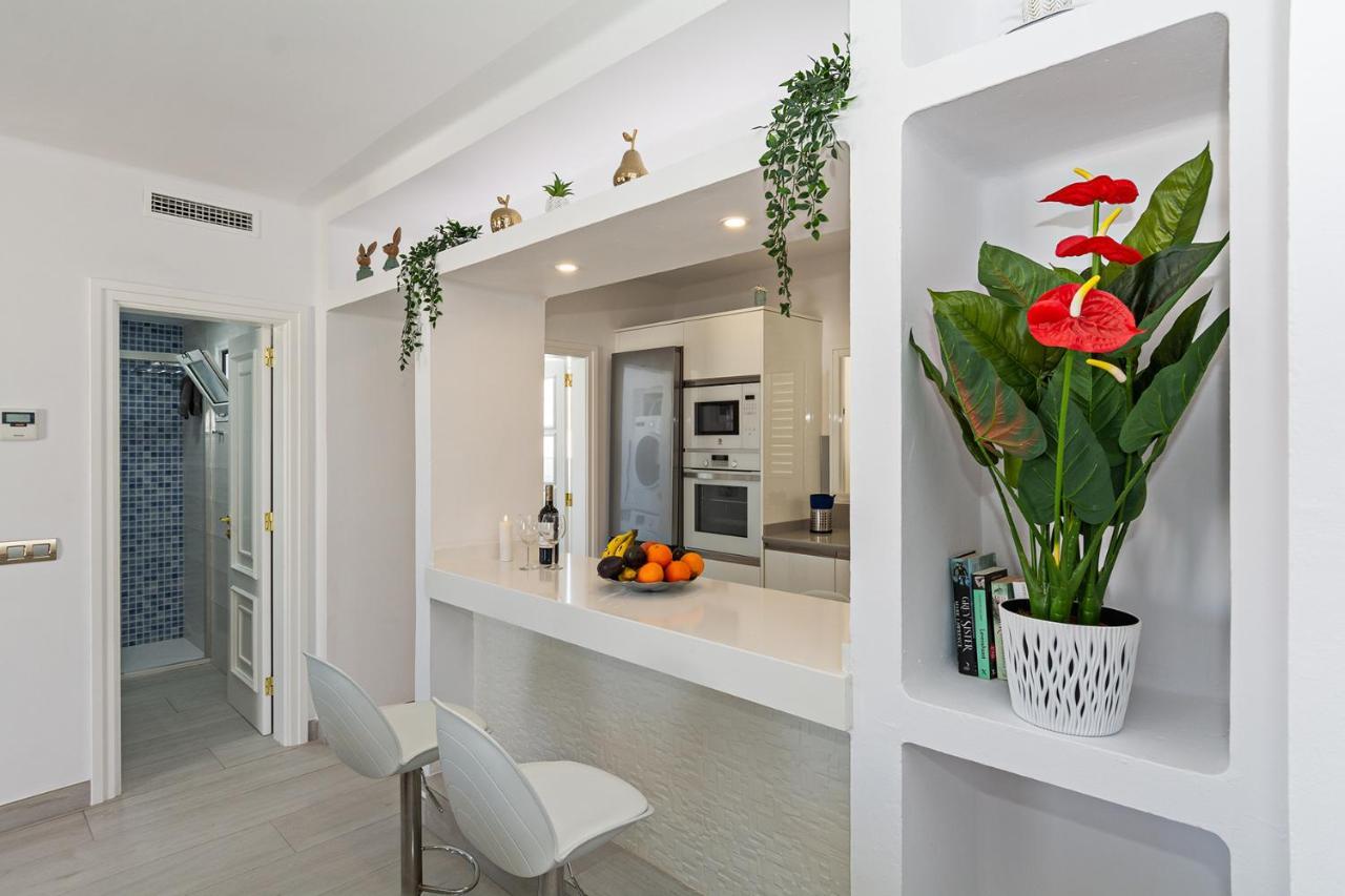 Lovely 3-bed In Puerto Del Carmen * Puerto del Carmen (Lanzarote)