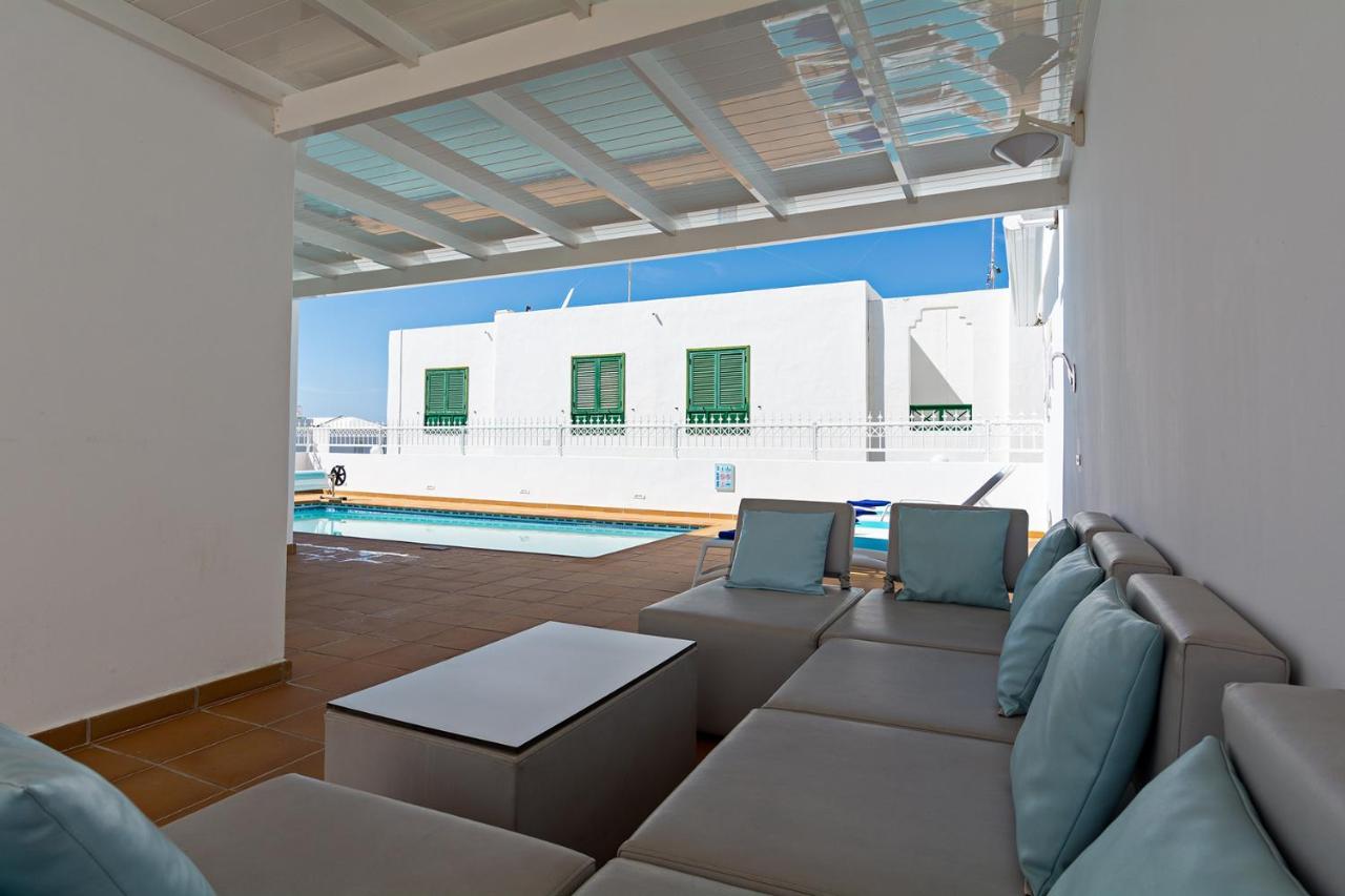 Lovely 3-bed In Puerto Del Carmen Villa Puerto del Carmen (Lanzarote)