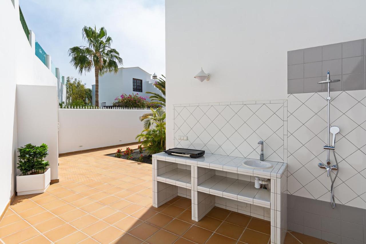 Lovely 3-bed In Puerto Del Carmen Puerto del Carmen (Lanzarote)