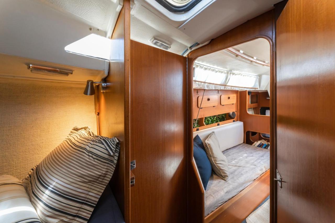 Hotel en barco Seaside Chill-out On A Sail Yacht Puerto Calero
