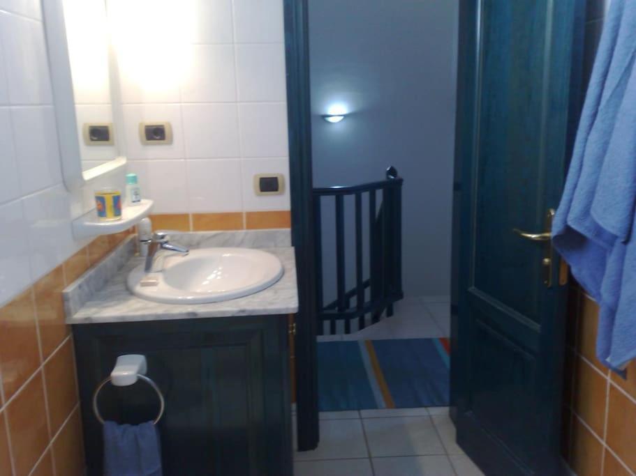 Duplex Con Piscina En 1ª Linea De Mar. Super Vistas Apartamento *