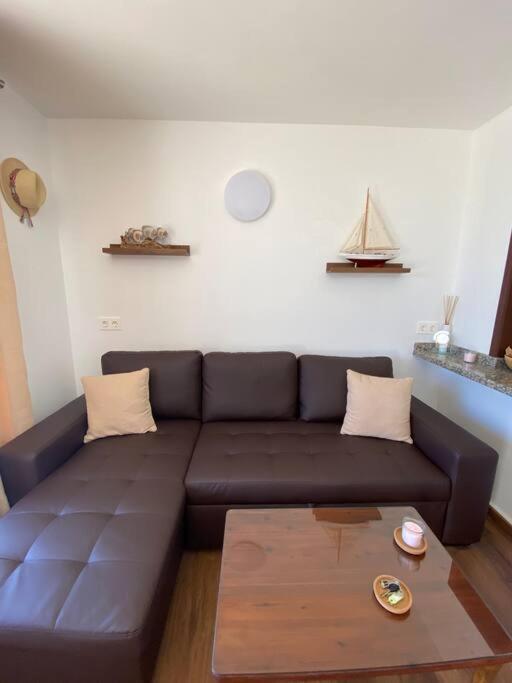 Marinos Apartment