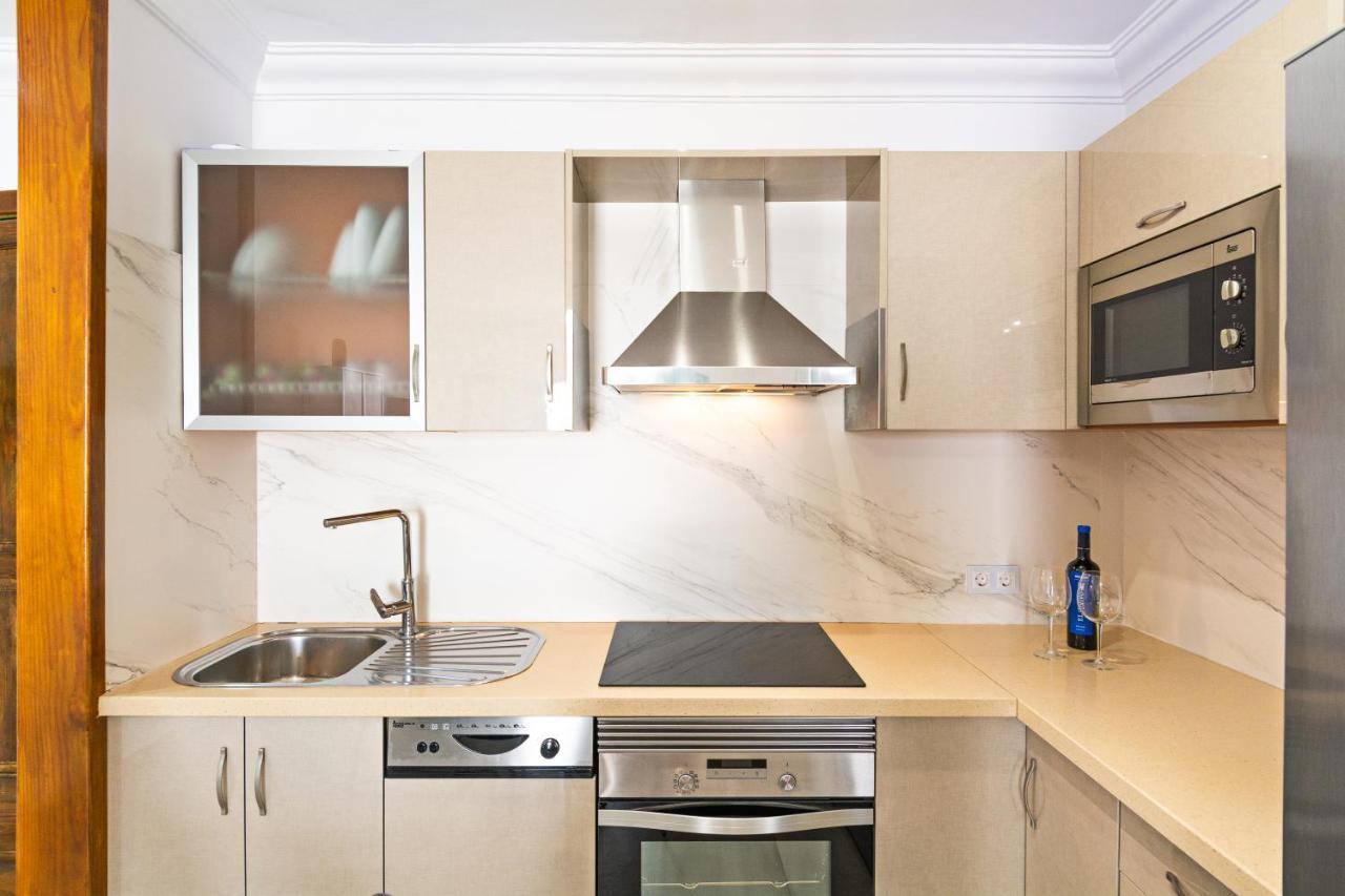 Oceanic Breeze Share Pool By Pvl Apartment