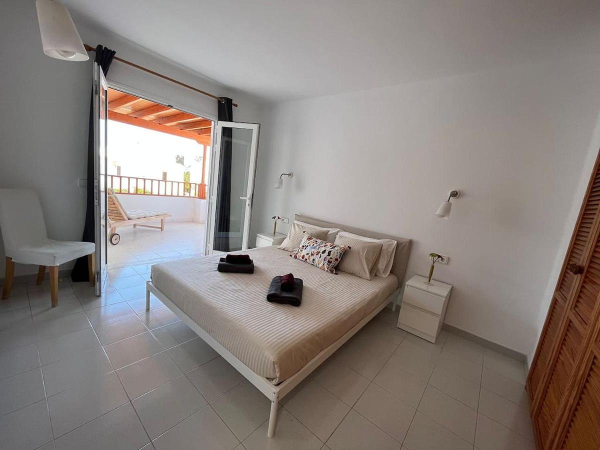 Anna With Heated Pool Villa *