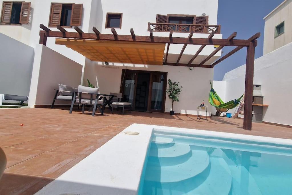 Villa Naay *