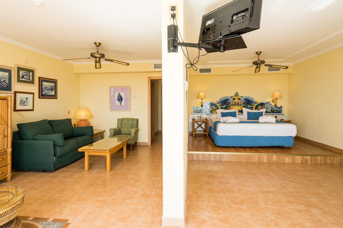Bluesea Costa Bastian 4*