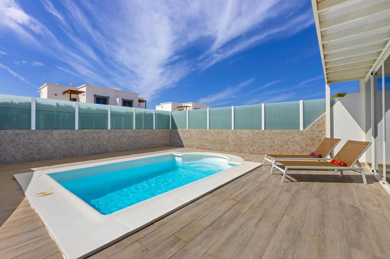 Oscar Villa Playa Blanca (Lanzarote)