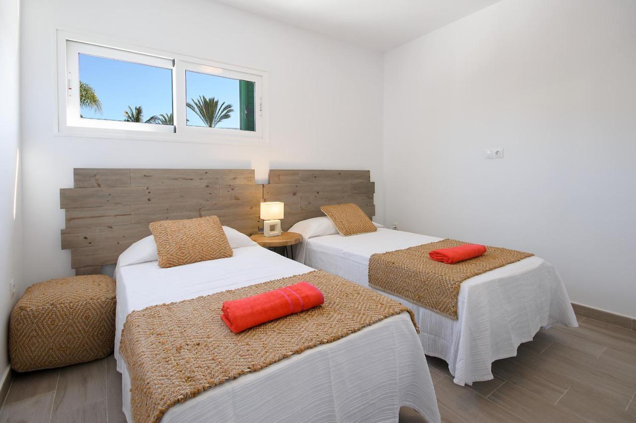 Blue Volcano-pool, Gym And Activities In Sport Center Fariones Included Puerto del Carmen (Lanzarote)