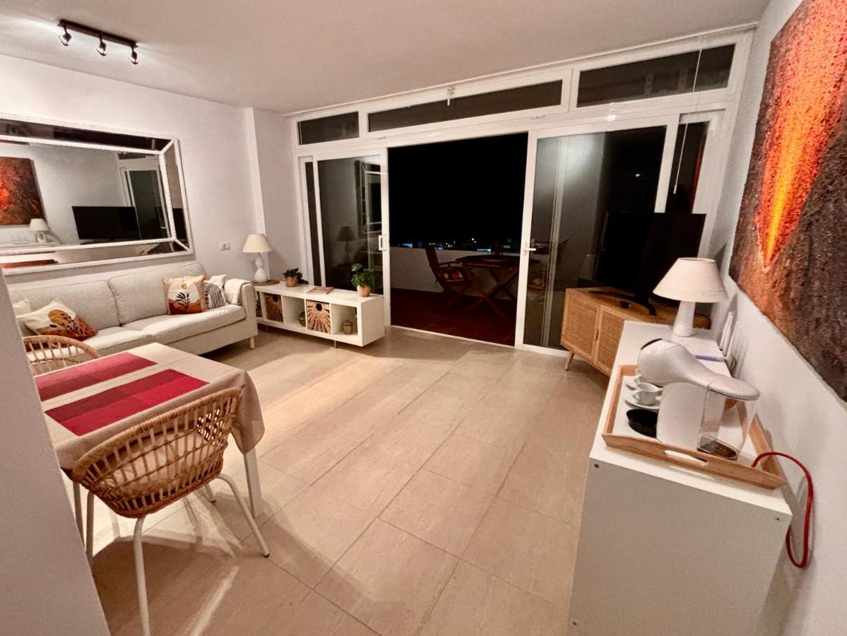 Apartamento Chao Volcano Sea View, Pool, Ac Puerto del Carmen (Lanzarote)