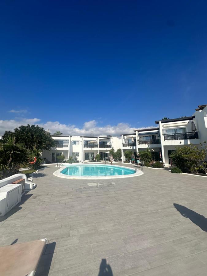 Sea View With Direct Access To Boulevard Apartment