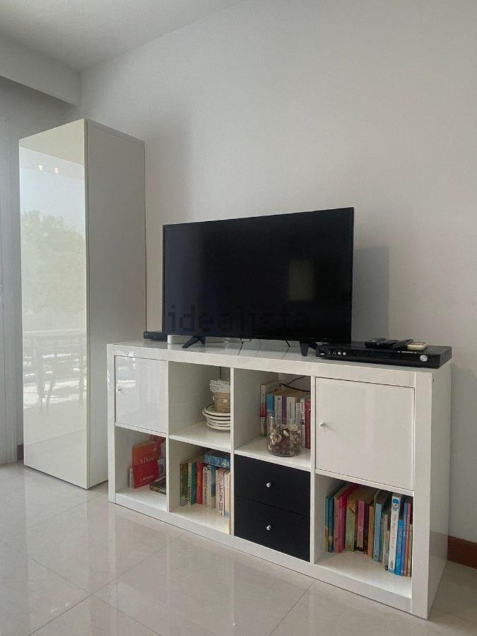 Sea View With Direct Access To Boulevard Apartment *