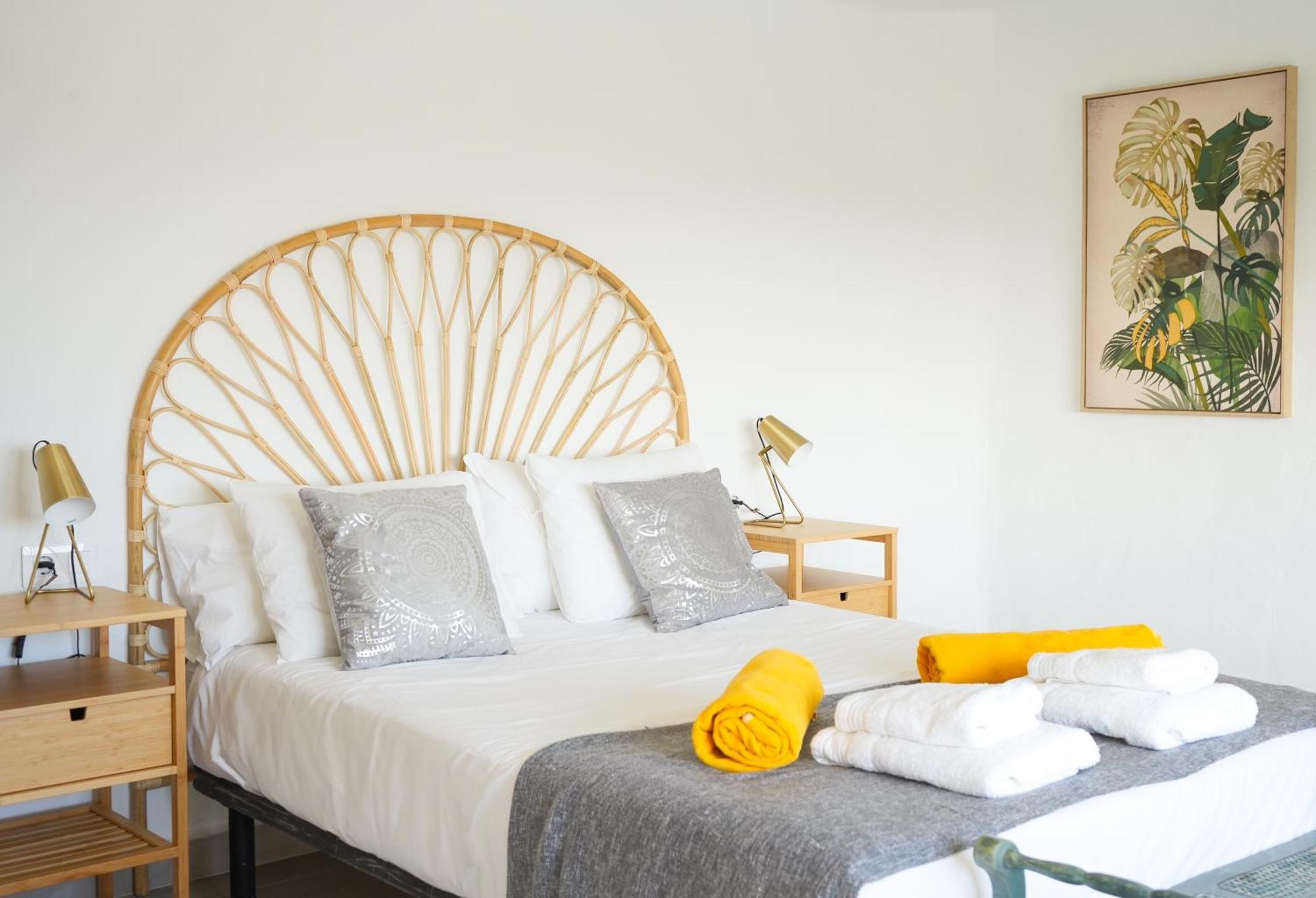 Renovated Mahalo With Swimming Pool & Tennis Court Villa