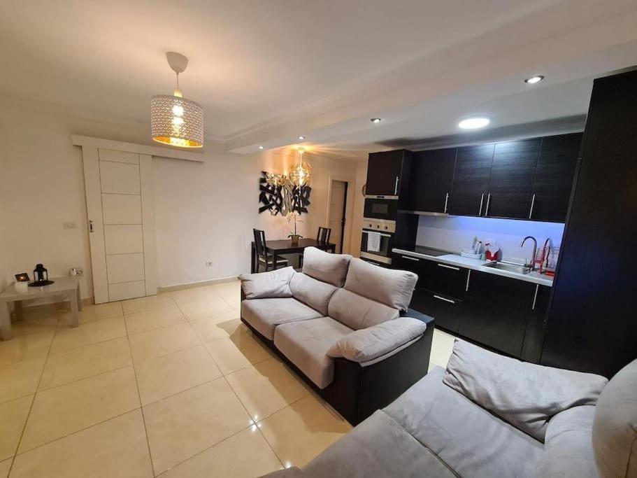 Angelmoon Modern & Sea Views Apartamento Puerto del Carmen (Lanzarote)