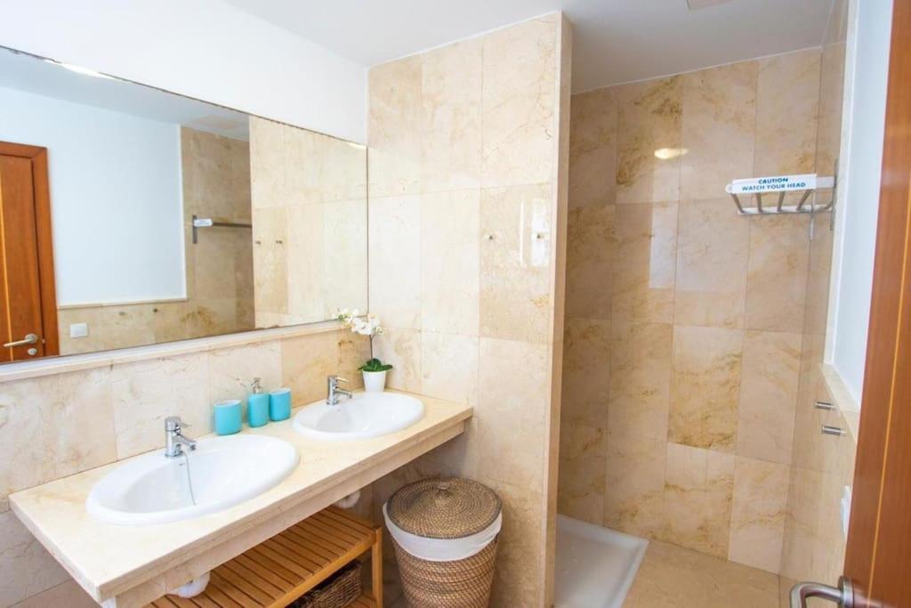 Solsidan Pool, Jacuzzi, A/c 15 Minutes Walking To Marina Rubicon * Playa Blanca (Lanzarote)
