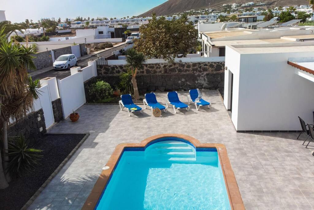 Casa Marlay Spacious, Heated Pool, Bbq & Fast Wi-fi Only 15 Minutes Walk To Town Сasa de vacaciones *