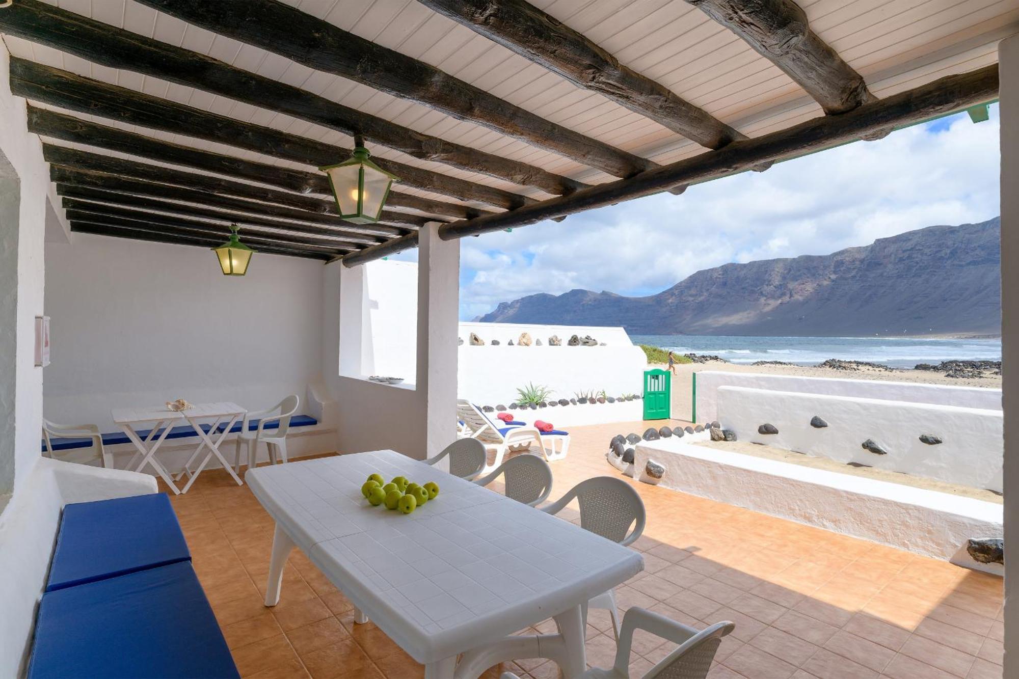 Caracolillos, La Casa Chalet Famara