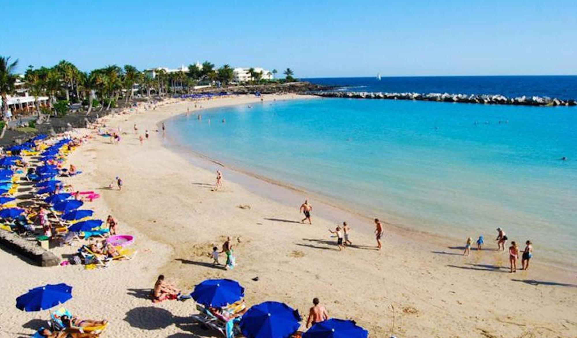 Villa Centrally Located Rupert 3 Bedrooms Private Pool Close To Amenities Puerto Del Carmen *