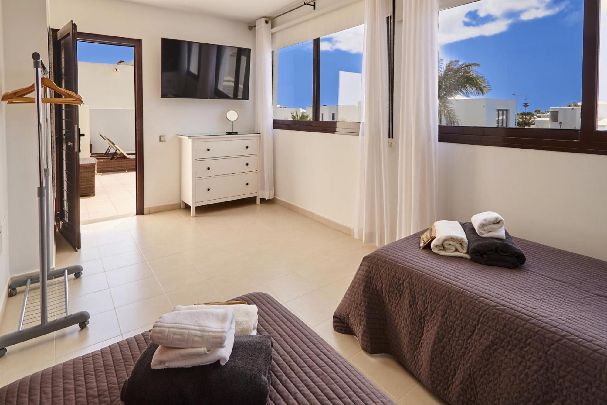 Bella Valen - Lh170 By Now Ltd Playa Blanca (Lanzarote)