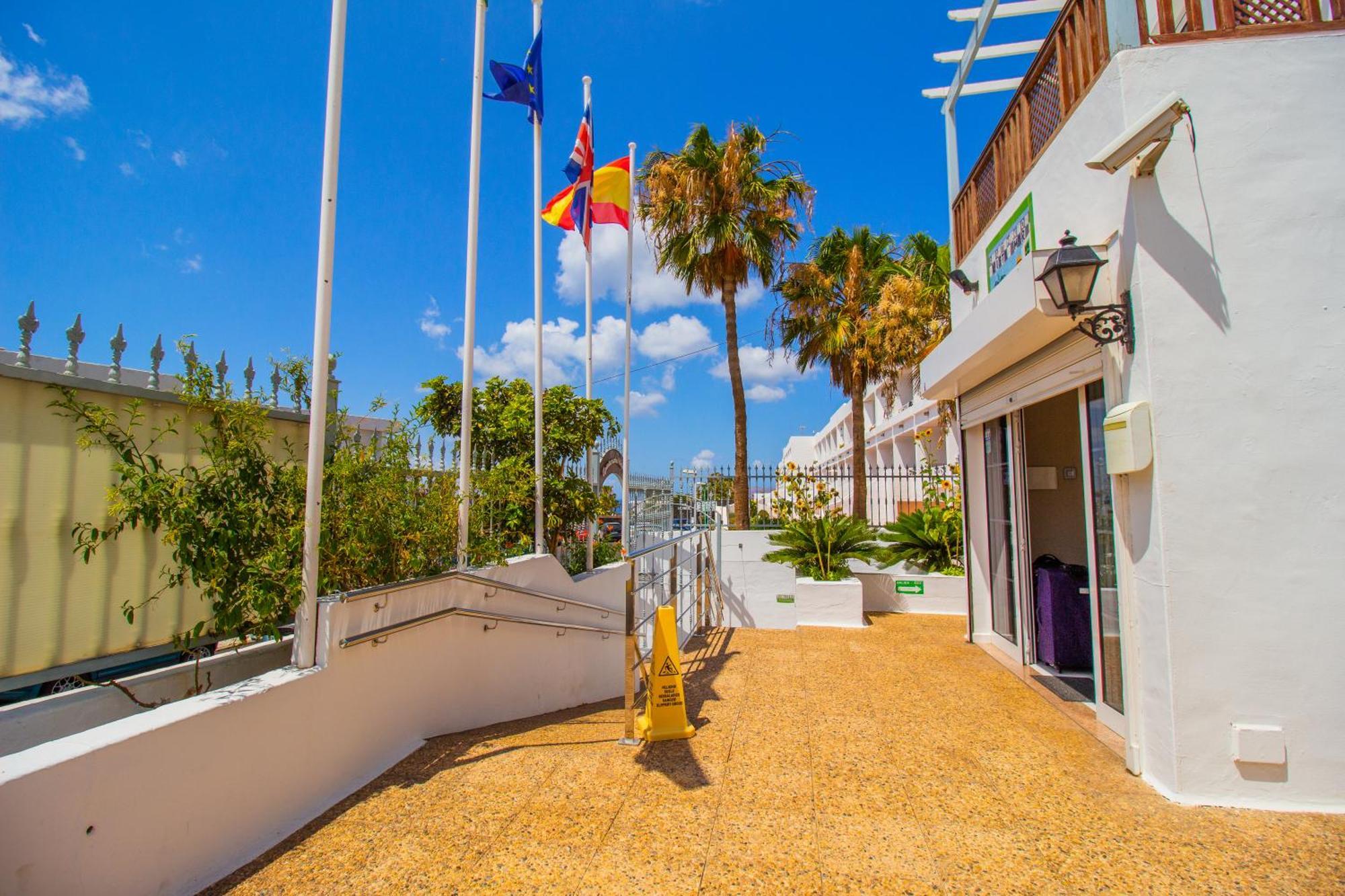 Vista Mar (adults Only) Apartment