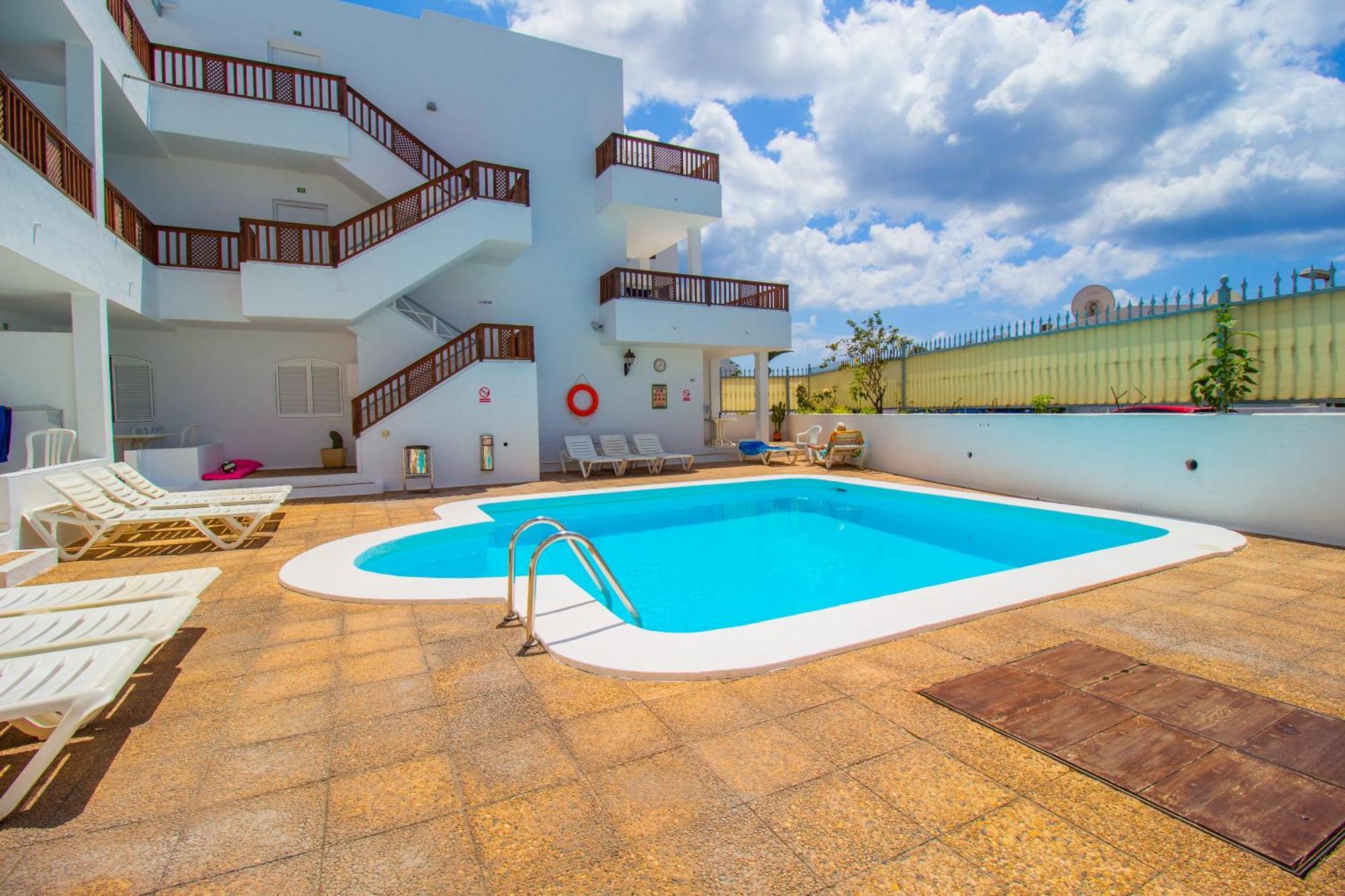Vista Mar (adults Only) Apartment