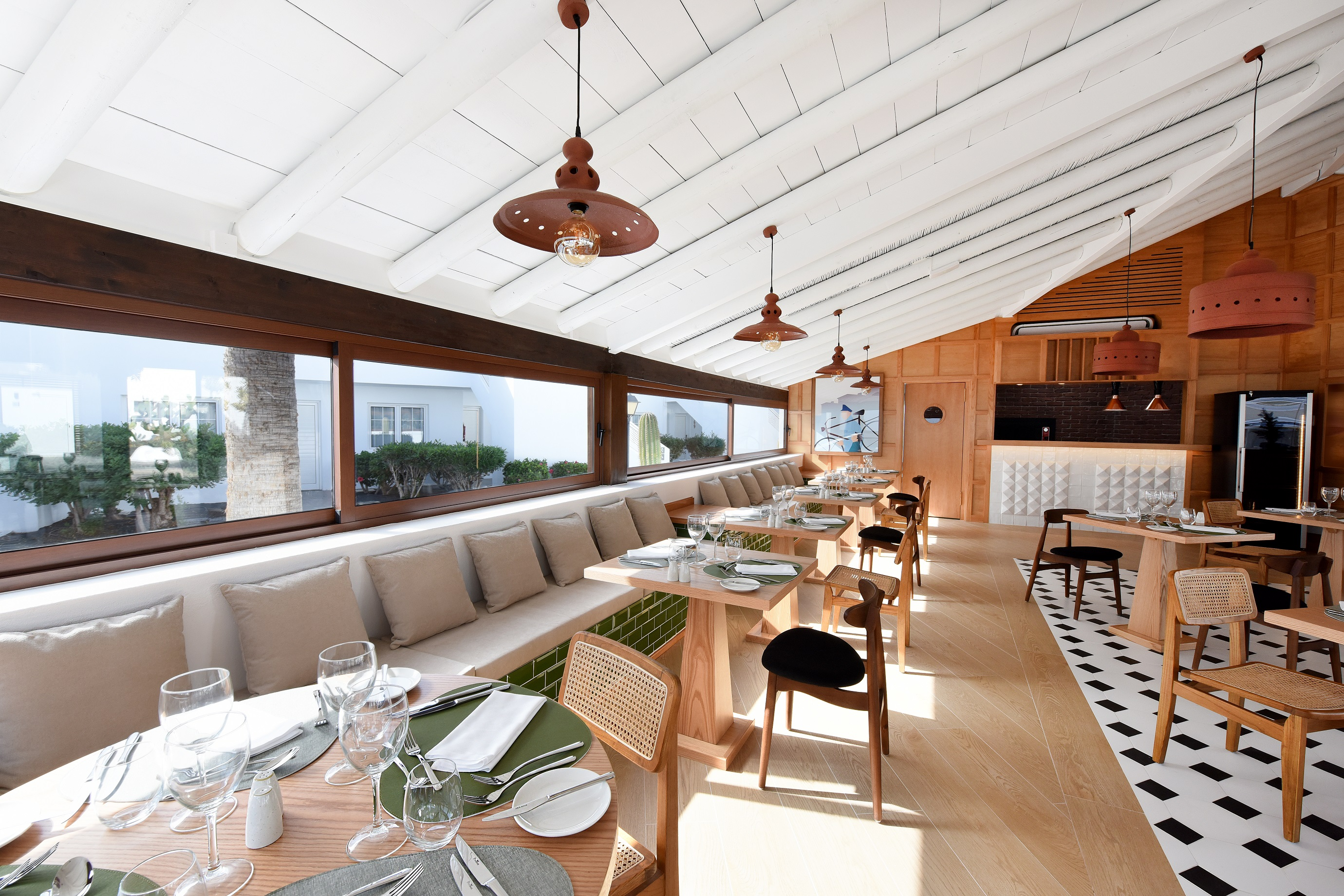 Hotel Boutique H10 White - Adults Only
