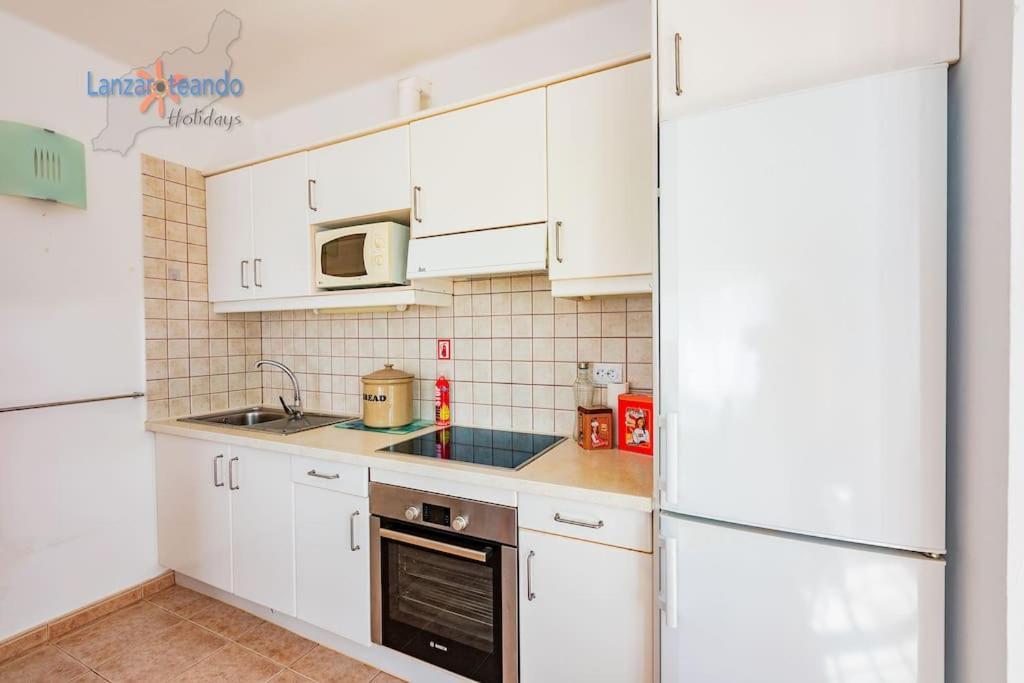 Apartamento Casita El Faro En Playa Bastian Aircon In The Bedrooms Vv