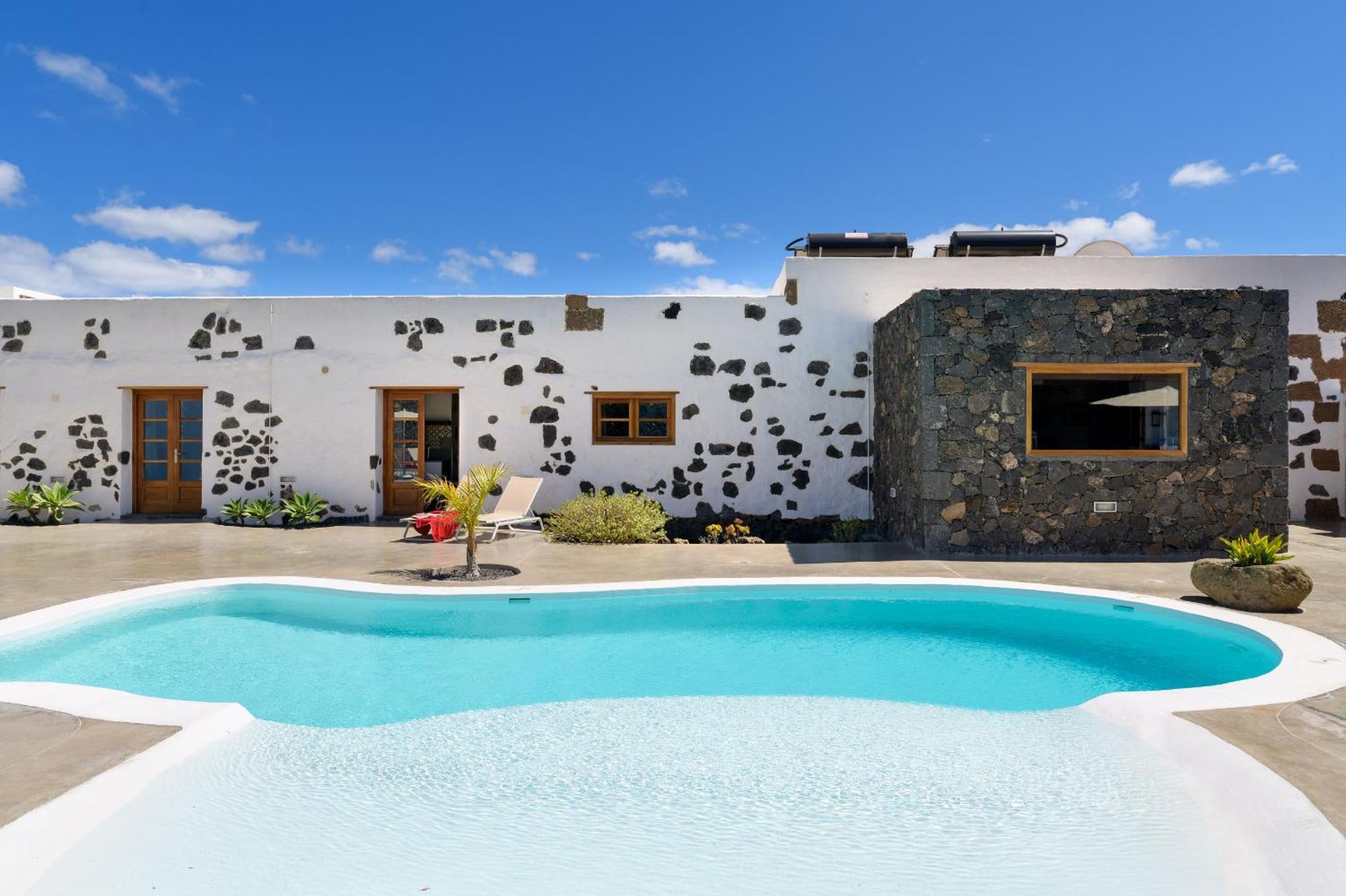 Eco Living Olivos76 Apartamento Tías