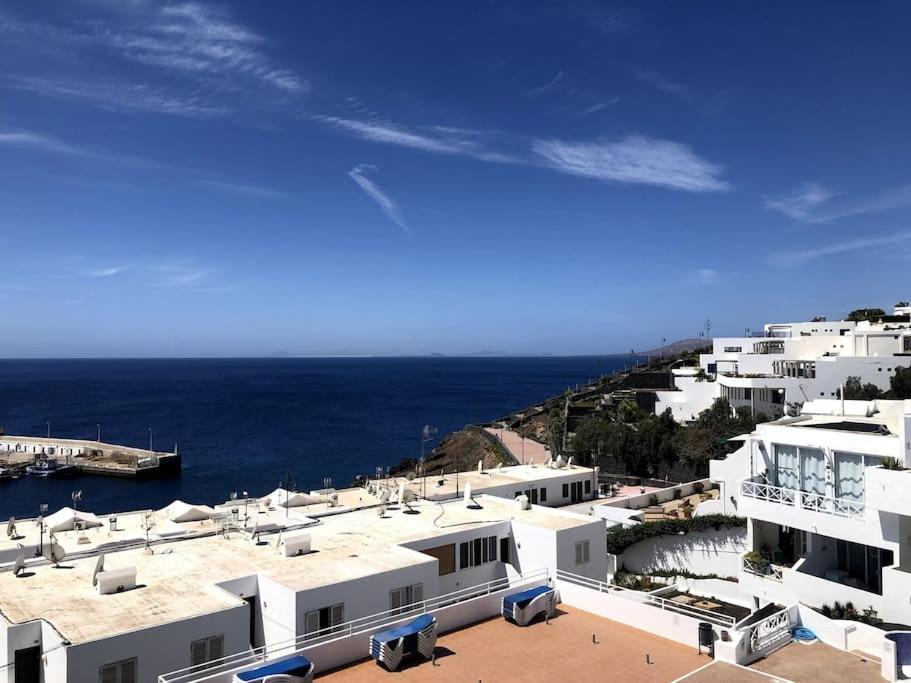 Stylish And Modern With Stunning Sea Views Puerto del Carmen (Lanzarote)