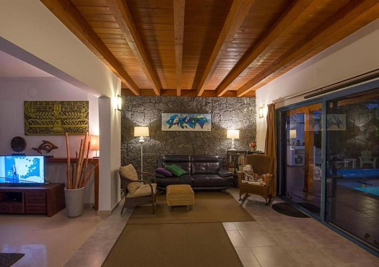 Villa Maiteren Etxea- 4 Beds With Private Pool