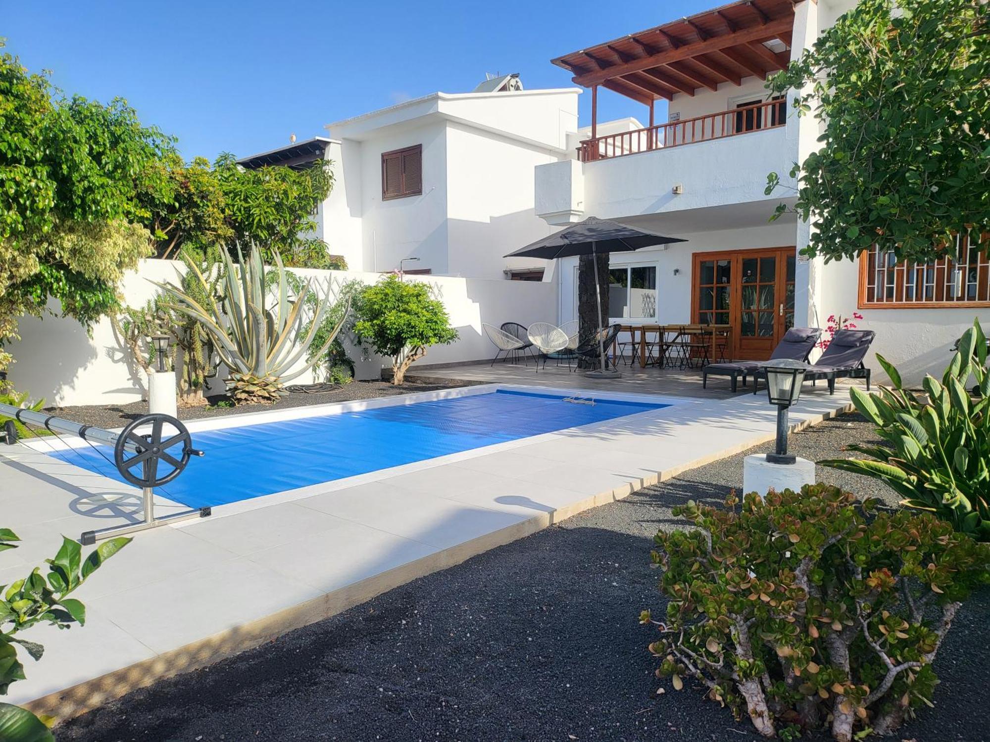 Anna With Heated Pool * Puerto del Carmen (Lanzarote)