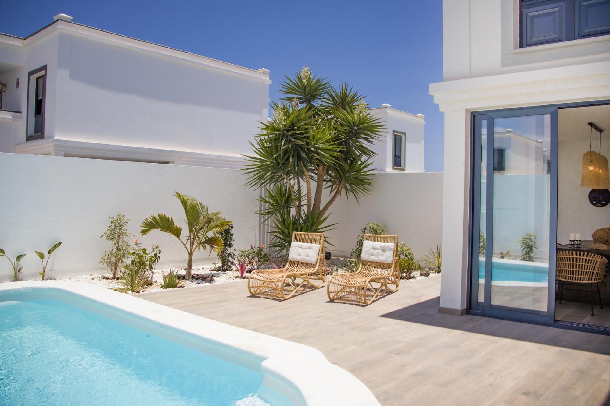 Ico Villa *