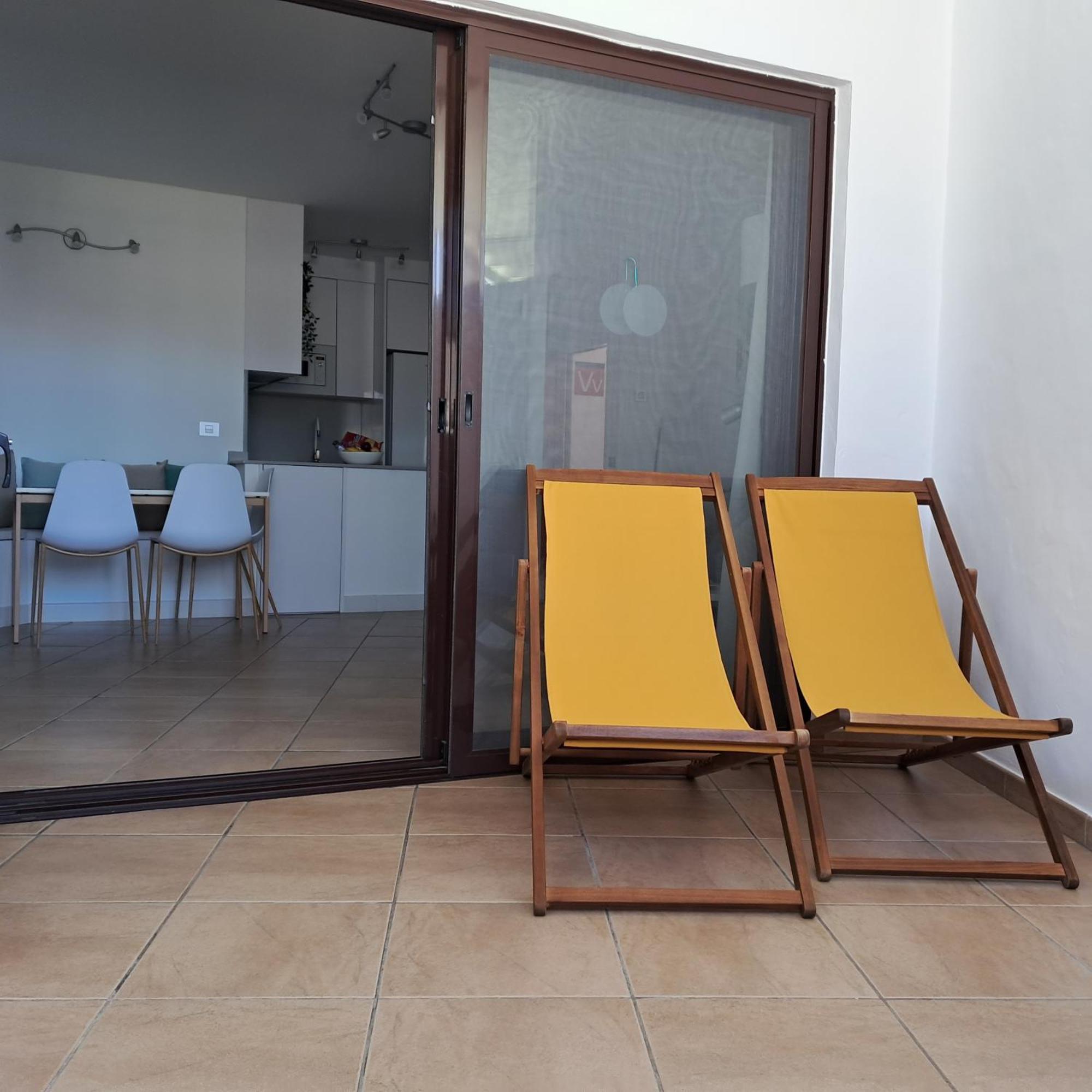 Flat Apartment *