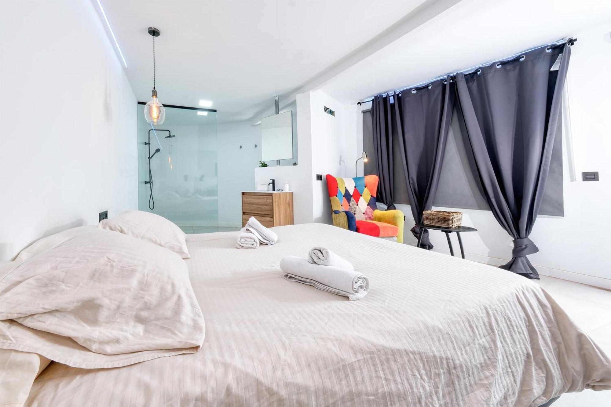 Macher Room * Macher