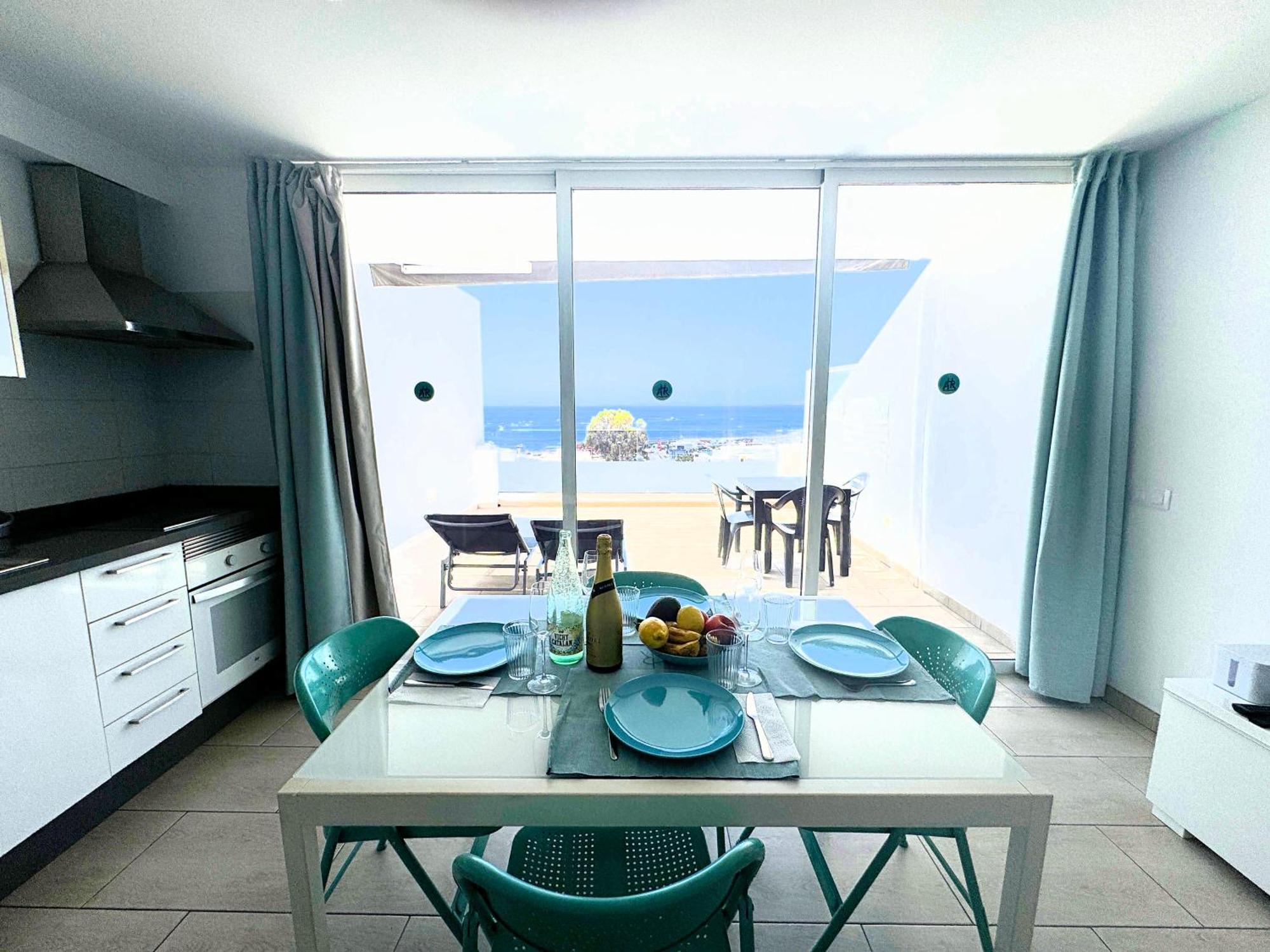 Arthouse Sea View - Acquamarina E Zaffiro Holiday home