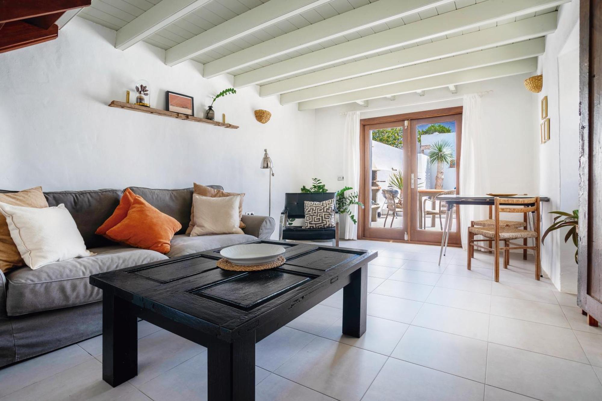 Balcon Botanico - Shared Pool - Island Location - 10 Mins Drive To Famara And La Santa Apartment