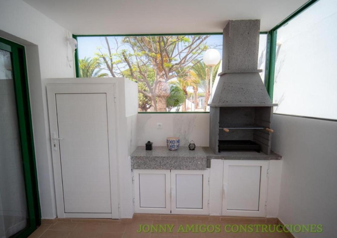 Casa Desde Casa, Playa Blanca, Canarias *