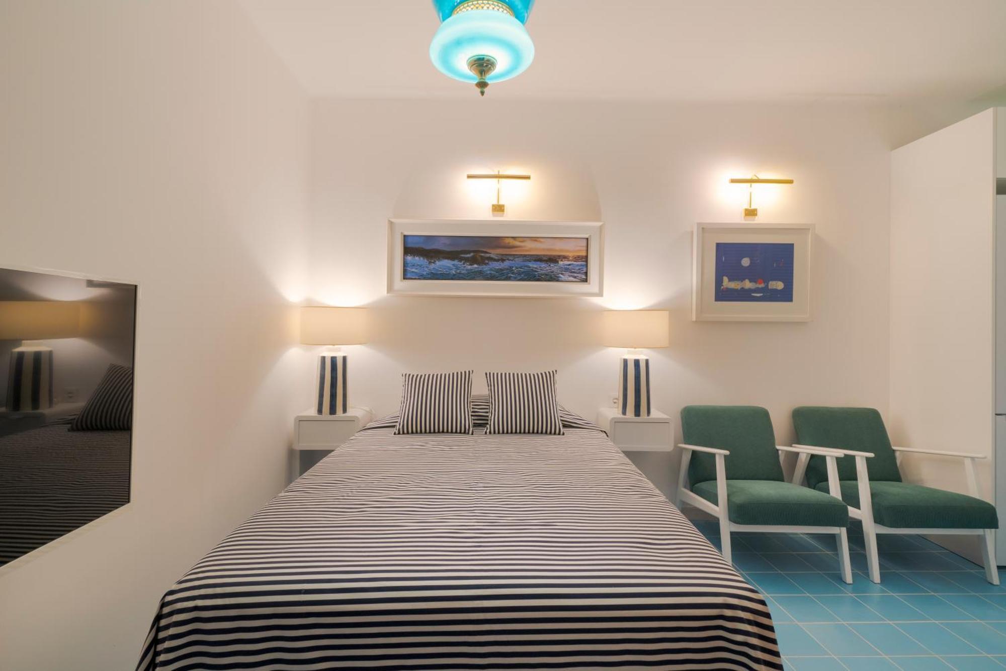 Apartment Sea Front Caleton Estudio