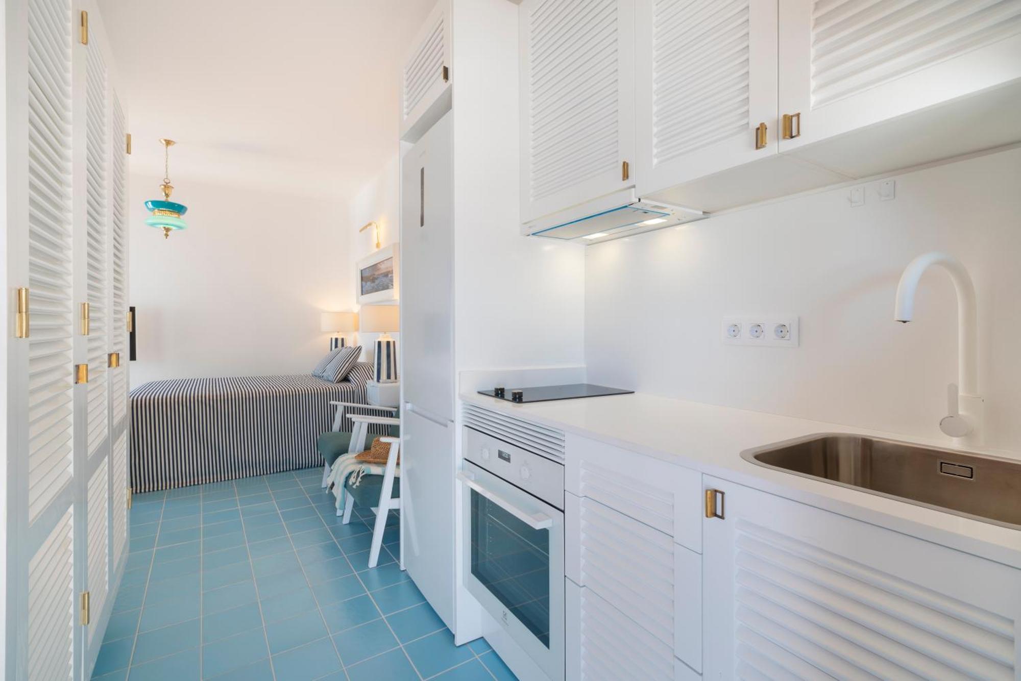 Sea Front Caleton Estudio