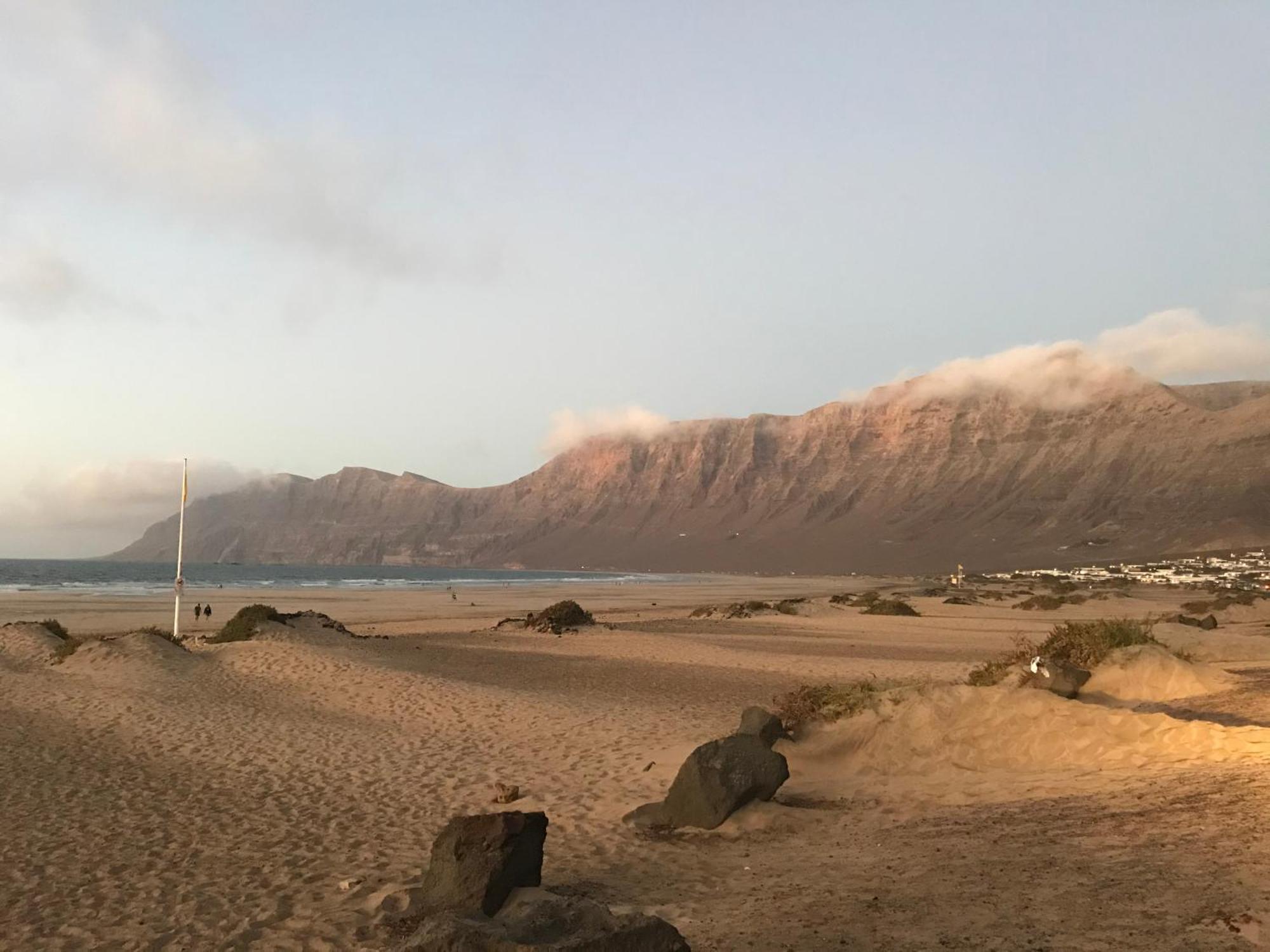 Holiday home Casita San Juan, Near Beach, Surf, Kite, Hike Famara