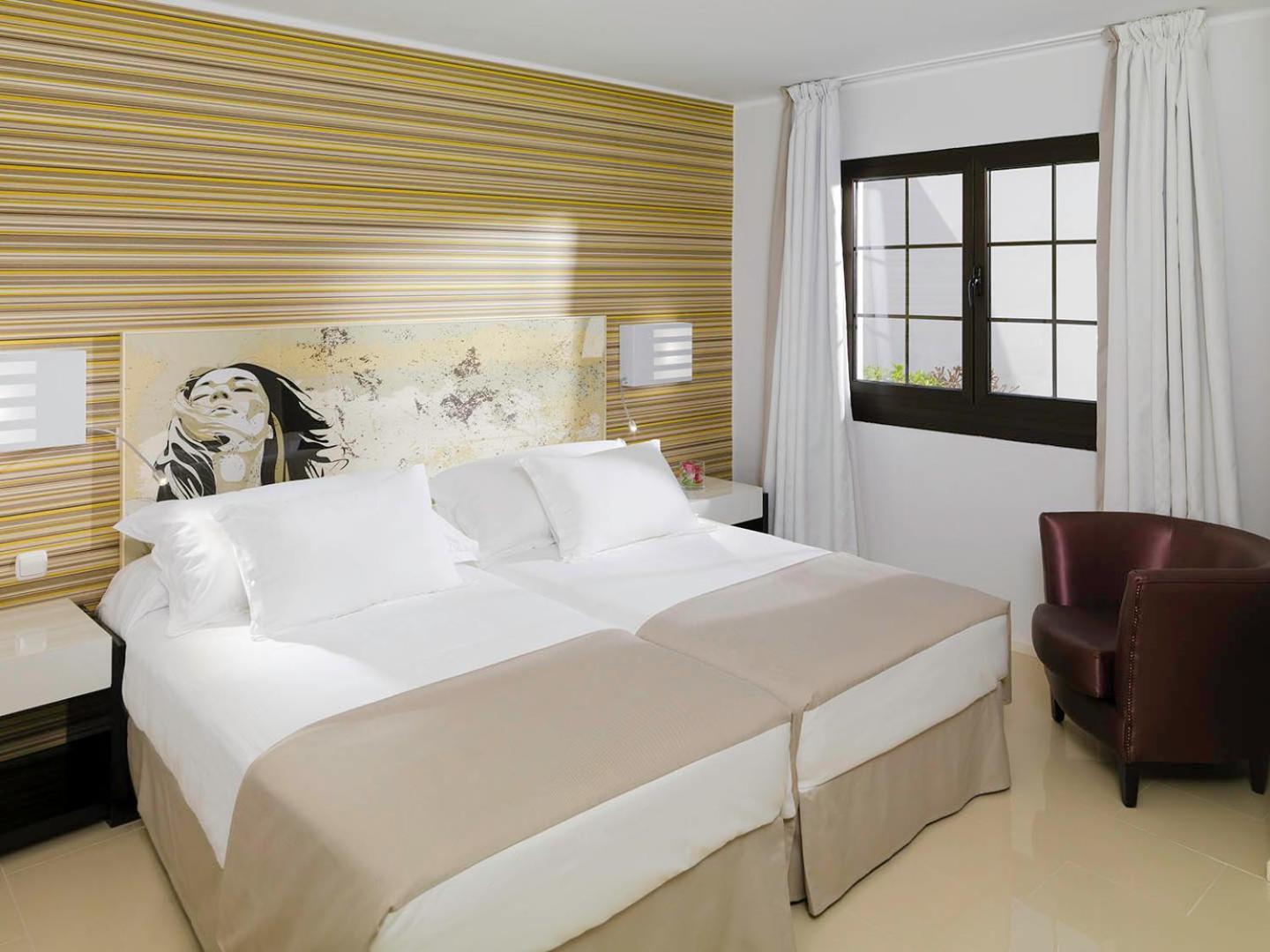 Hotel Boutique H10 White - Adults Only 4*