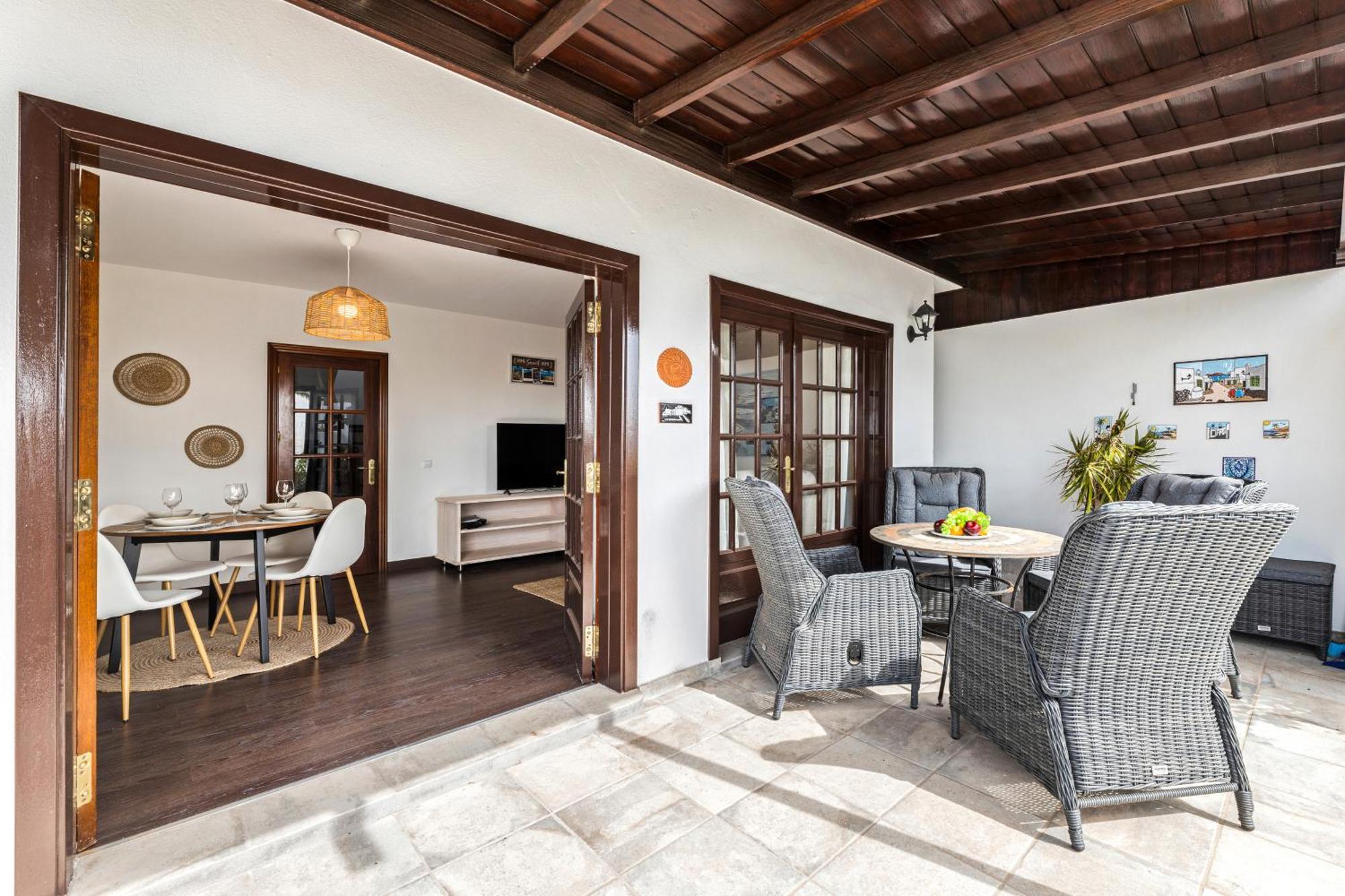Home2book Serene Canary Style House, Garden & Pool Holiday home Playa Blanca (Lanzarote)