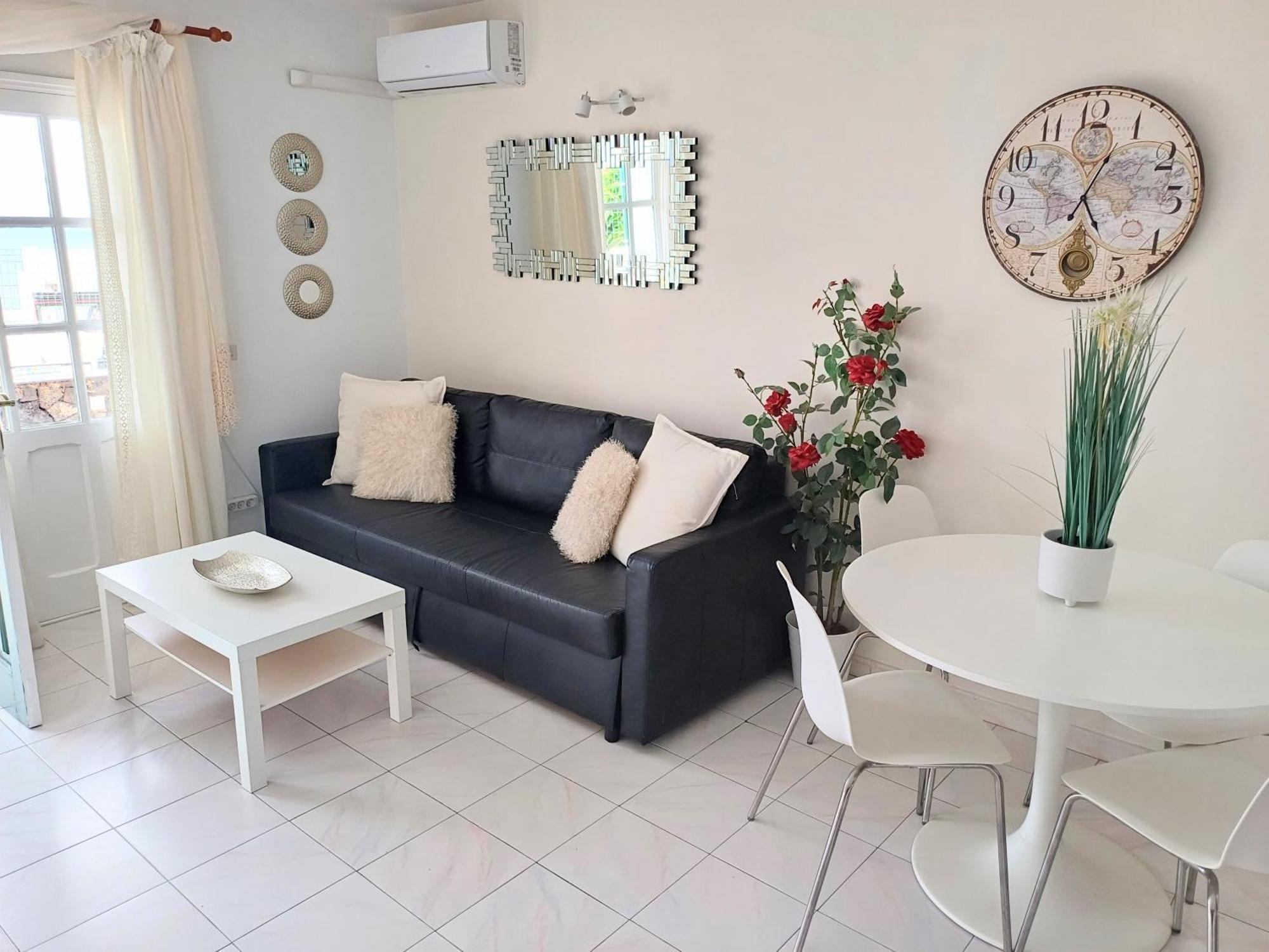 Bright & Spacious With Aircon Puerto del Carmen (Lanzarote)