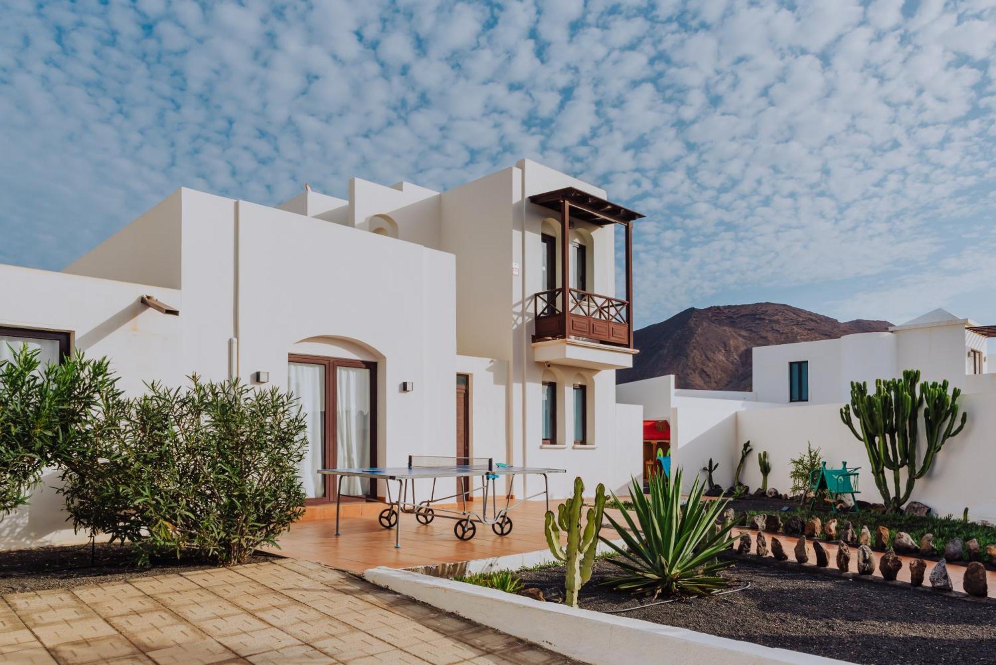 Villa Lanzarote Deluxe & Pool