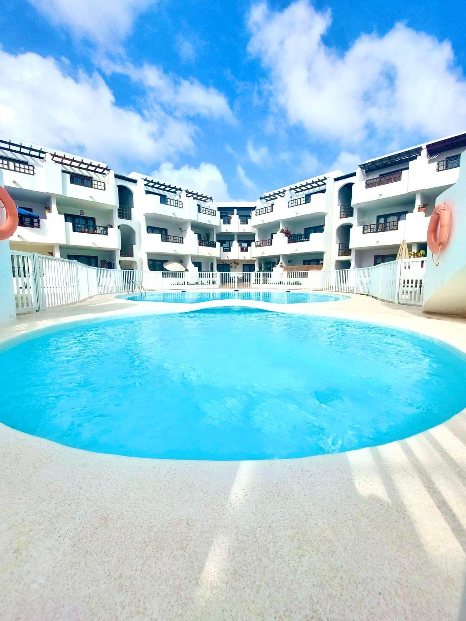 Golden Sun Apartment